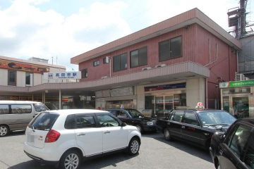 近鉄南大阪線「高田市」駅 徒歩１８分(１４６０ｍ)