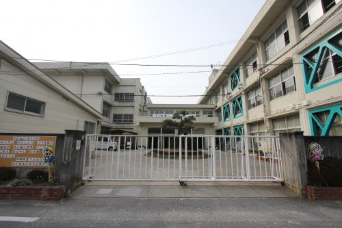 香芝市立五位堂小学校