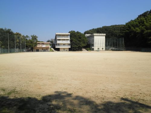 王寺町立王寺中学校