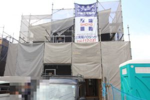 広陵町笠　注文建築