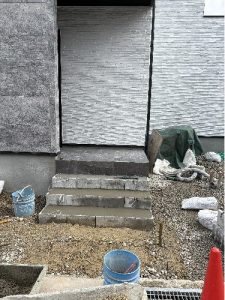 磯壁モデルハウス 外構工事中