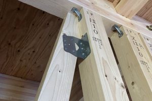 磯城郡田原本町　耐震金物