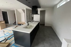 奈良県香芝市磯壁6丁目　モデルハウス　キッチン