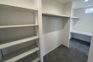 奈良県香芝市磯壁6丁目 モデルハウス ウォークインクローゼット